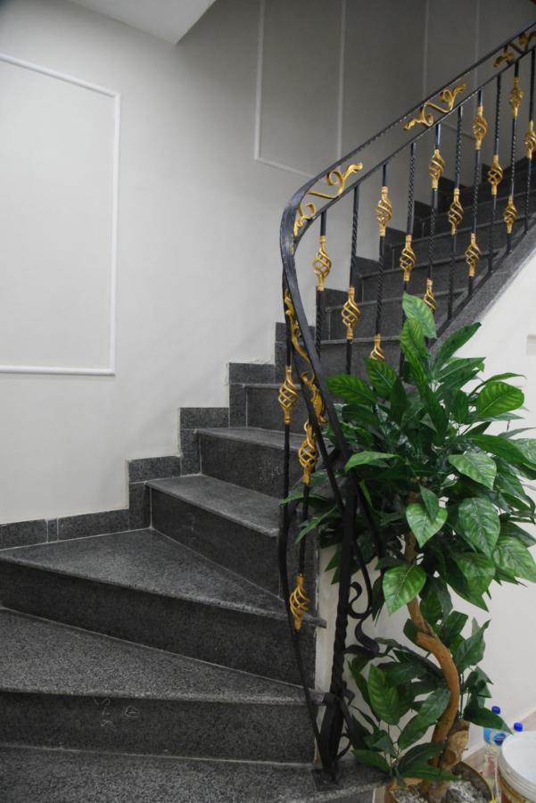 Hotel White Season Gulberg ラホール エクステリア 写真