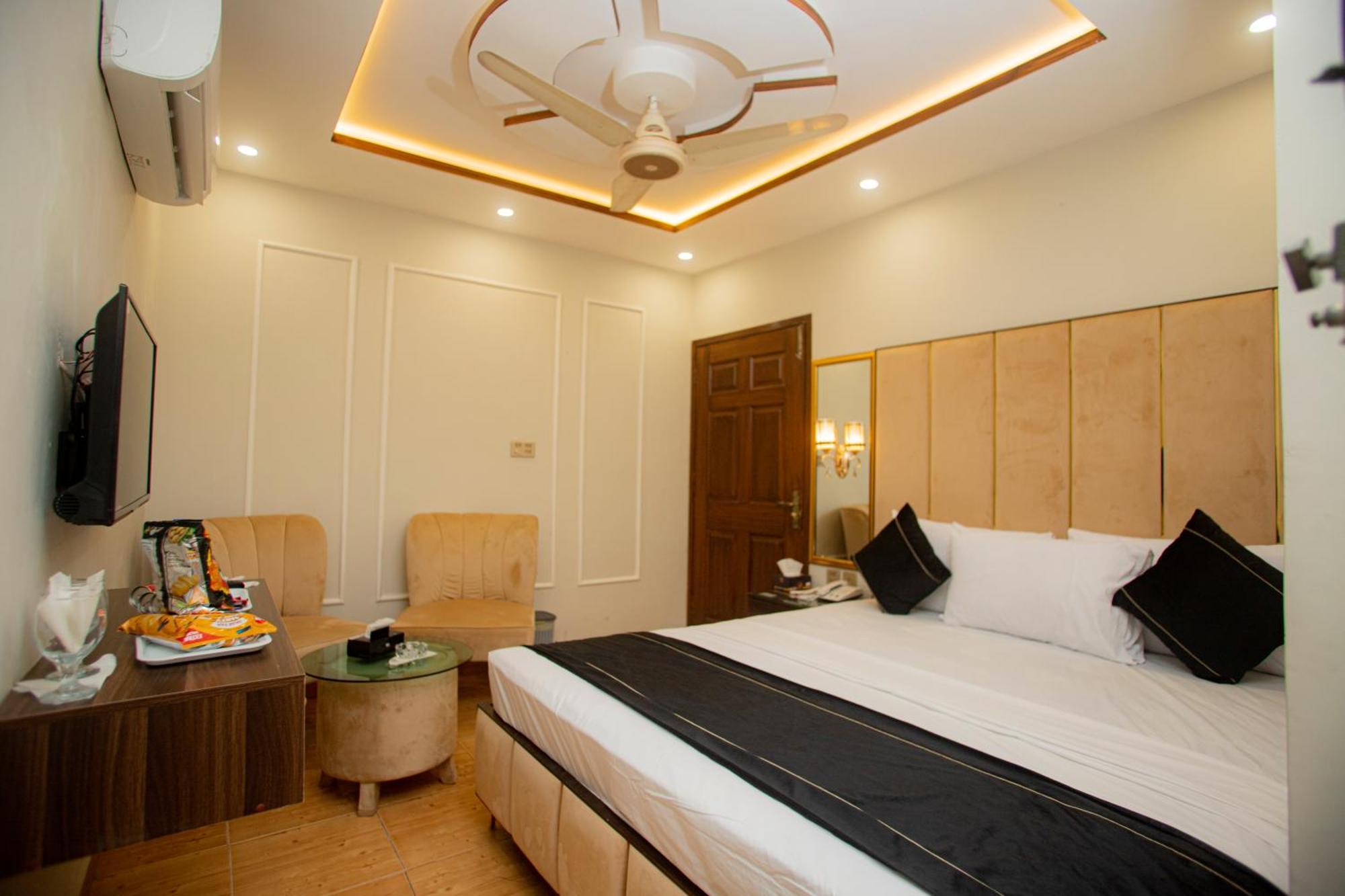 Hotel White Season Gulberg ラホール エクステリア 写真