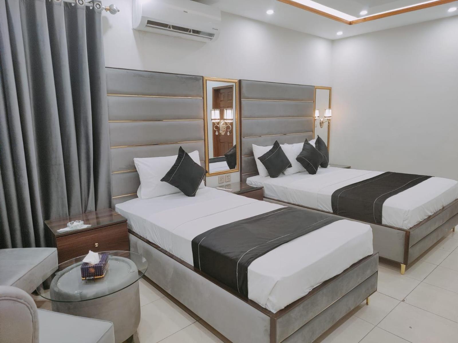 Hotel White Season Gulberg ラホール エクステリア 写真