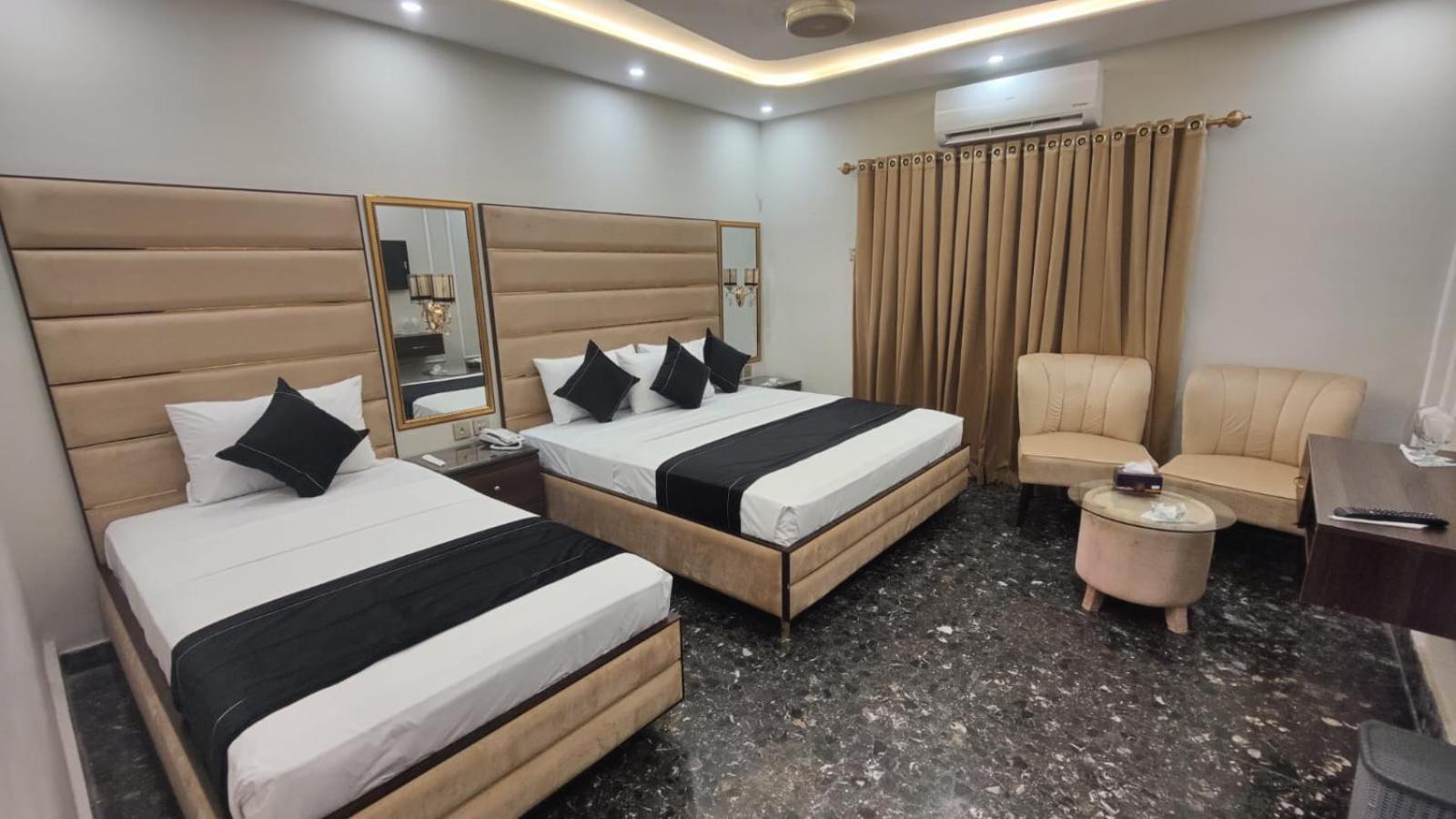 Hotel White Season Gulberg ラホール エクステリア 写真